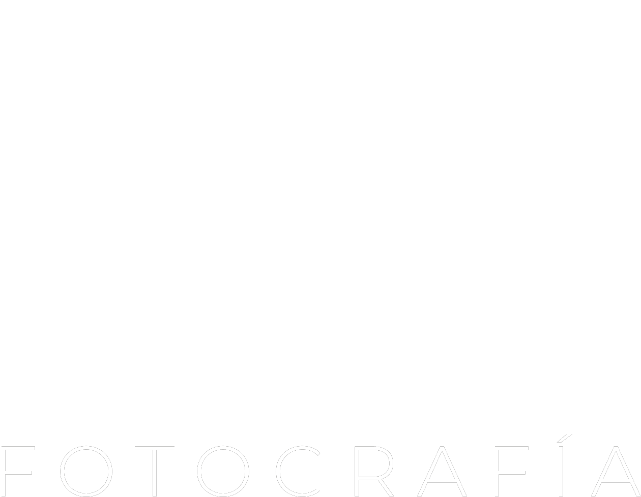 Logotipo de XR Fotografía, fotógrafo profesional en Barcelona